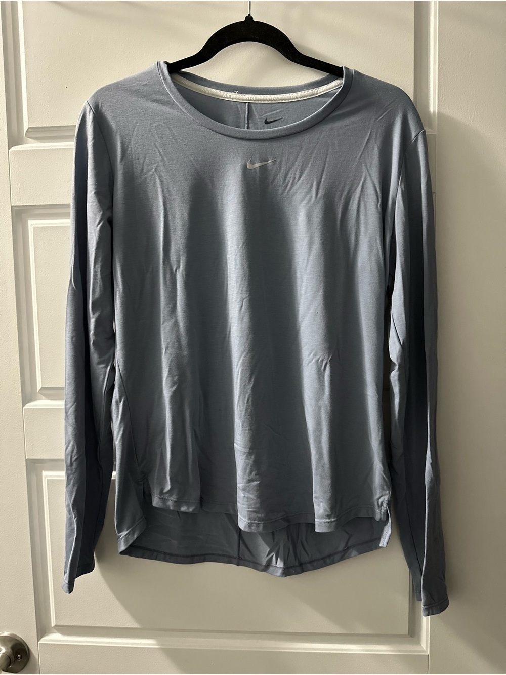 Nike Women’s Long-Sleeve Dri-FIT Crew Shirt